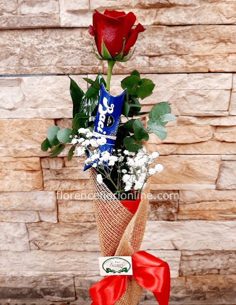 Rosa rosa stabilizzata con stelo » Fiorista consegna fiori e piante a  domicilio a Gaeta. Acquisto e invio online di fiori a Gaeta e Formia.